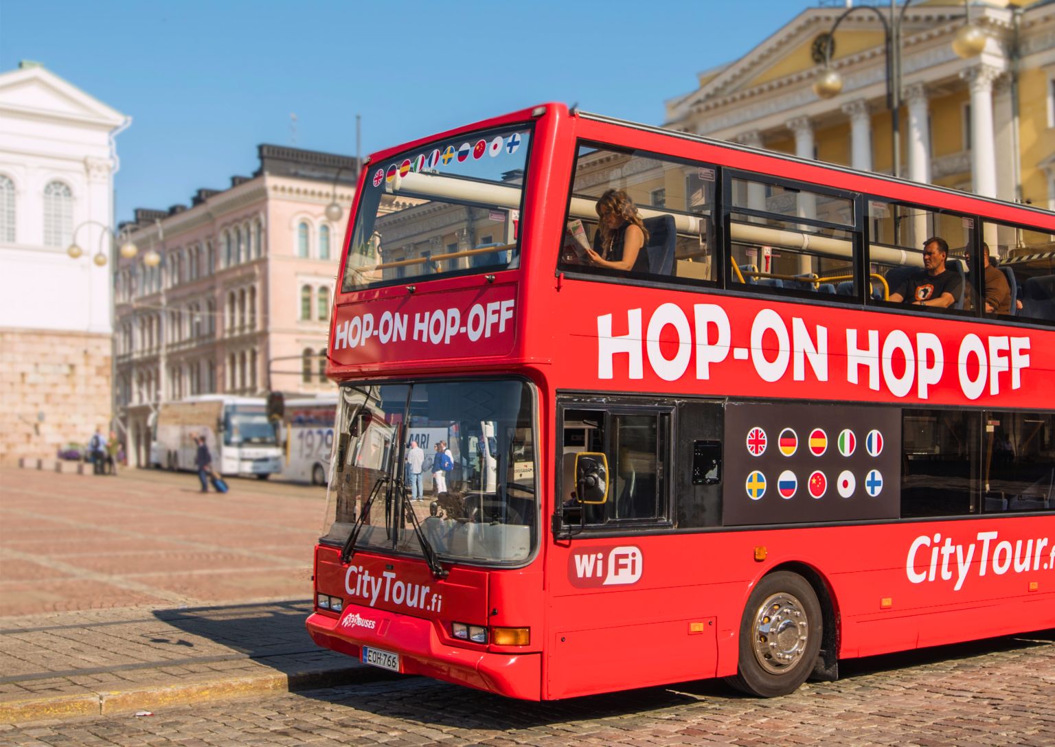city tour hop-on hop-off bussi